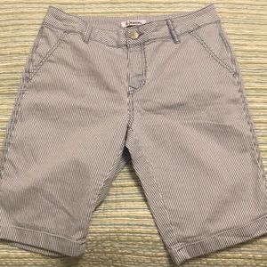 D. Jeans striped shorts